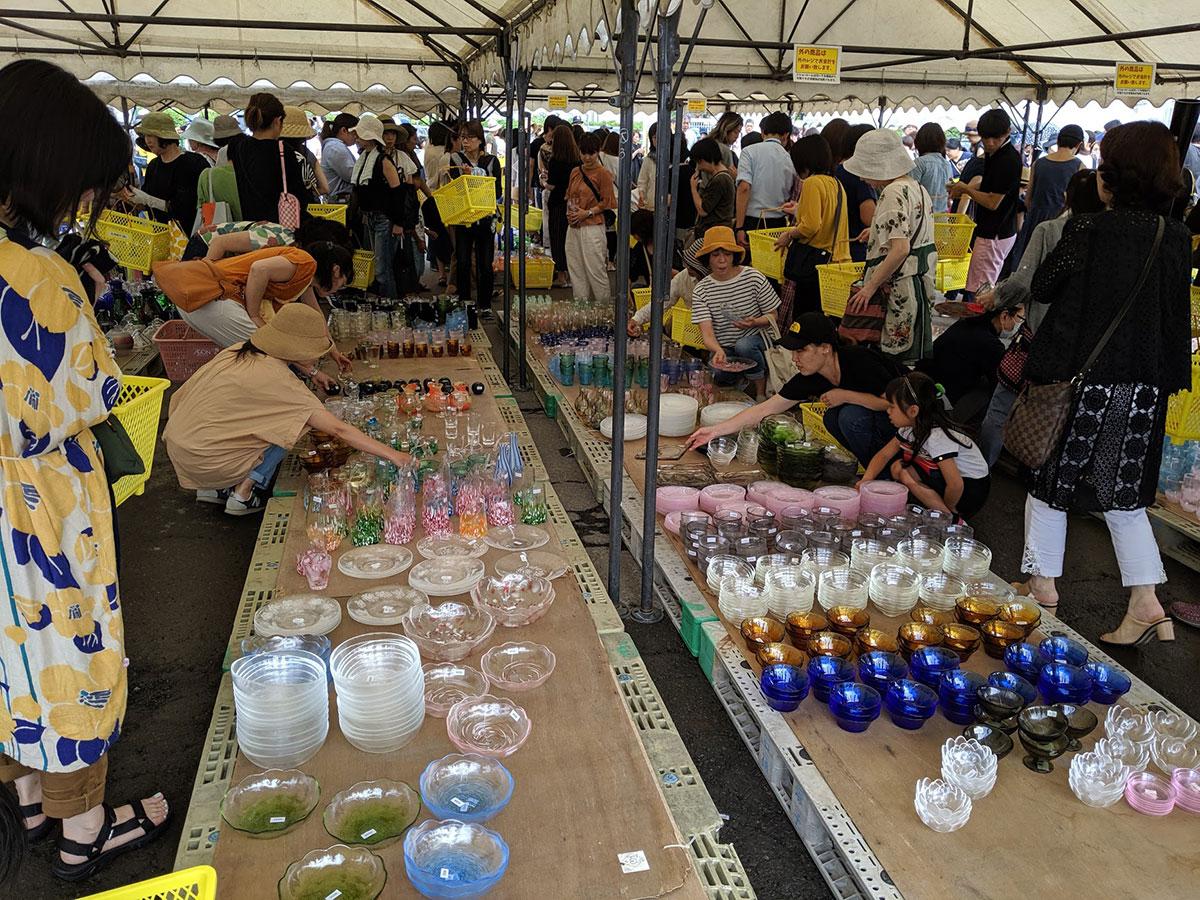 青森で「津軽びいどろ」即売会 恒例企画の箸置きの詰め放題も | ものしょく