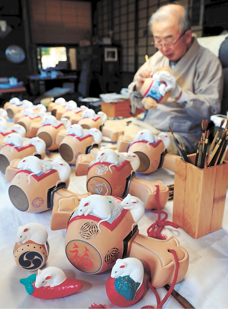令和の年も幸せ招きマウス 仙台の伝統工芸「堤人形」制作最盛期 | ものしょく